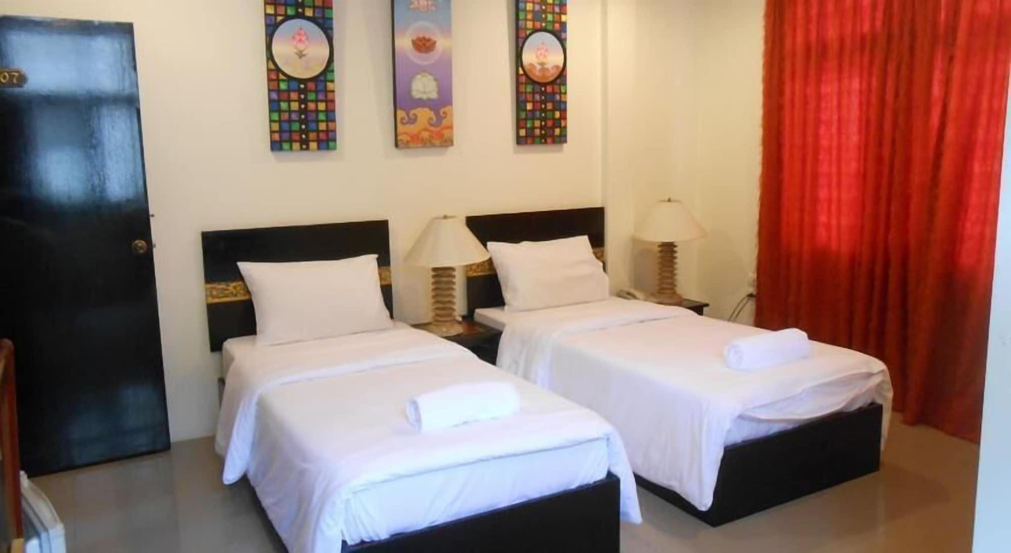 The Bang Khun Phrom Suites Bangkok Kültér fotó